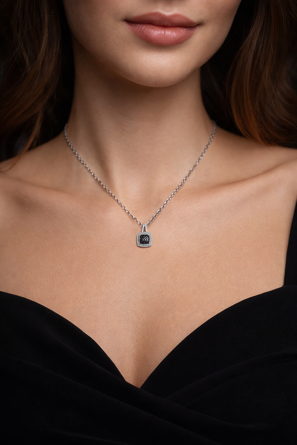 Collier Argent 925 Rhodié & Zirconium – Élégance Intemporelle