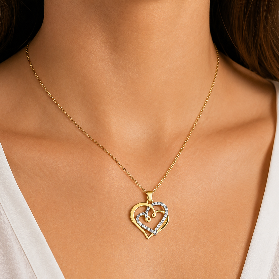 Collier Cœurs Entrelacés – Plaqué Or 18 Carats & Zirconiums