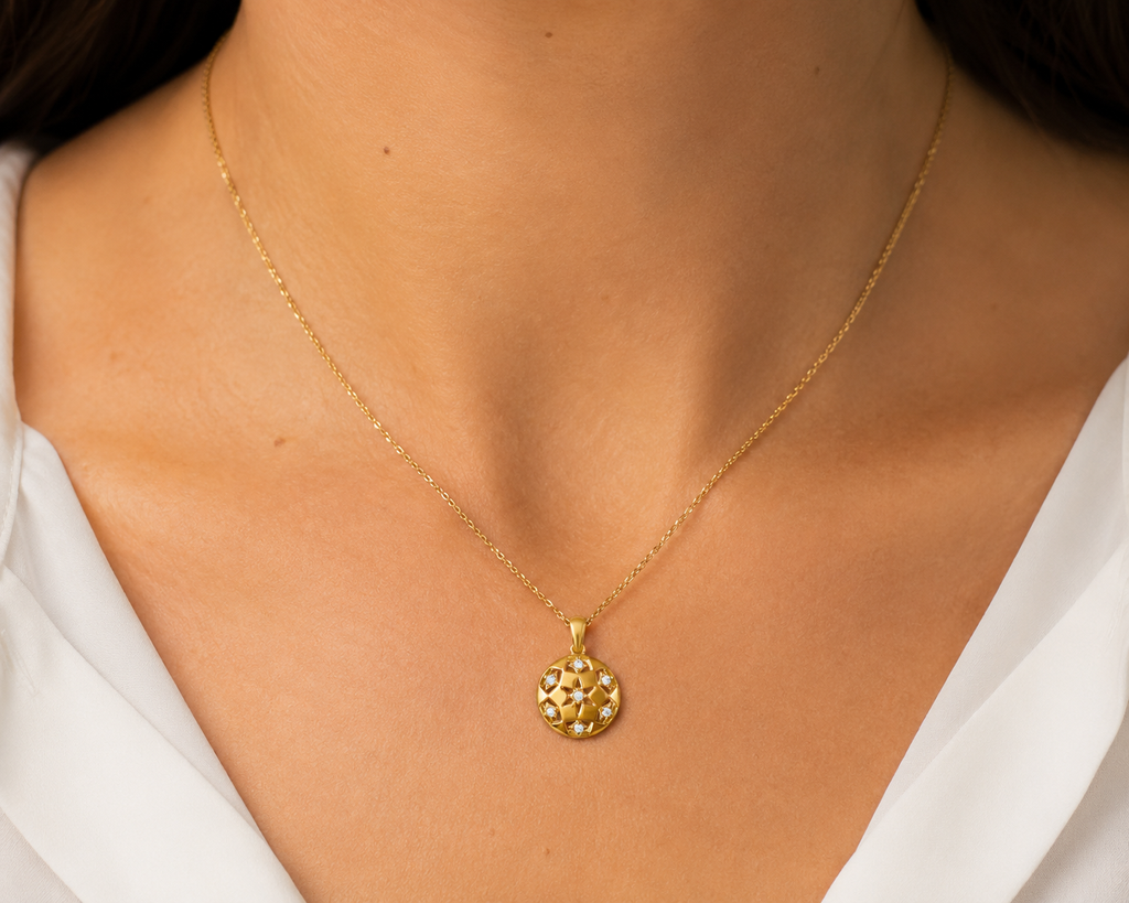 Collier Étoile – Plaqué Or Jaune 18 Carats & Zirconiums
