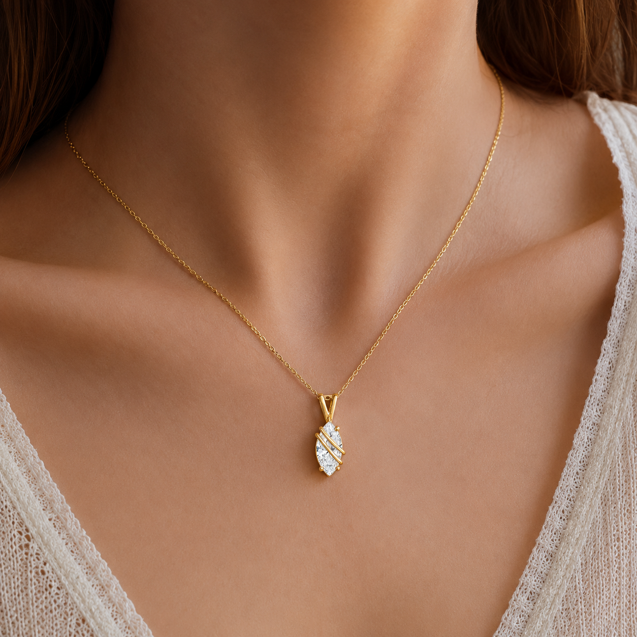 Collier Élégance Marquise – Plaqué Or Jaune 18 Carats & Zirconium