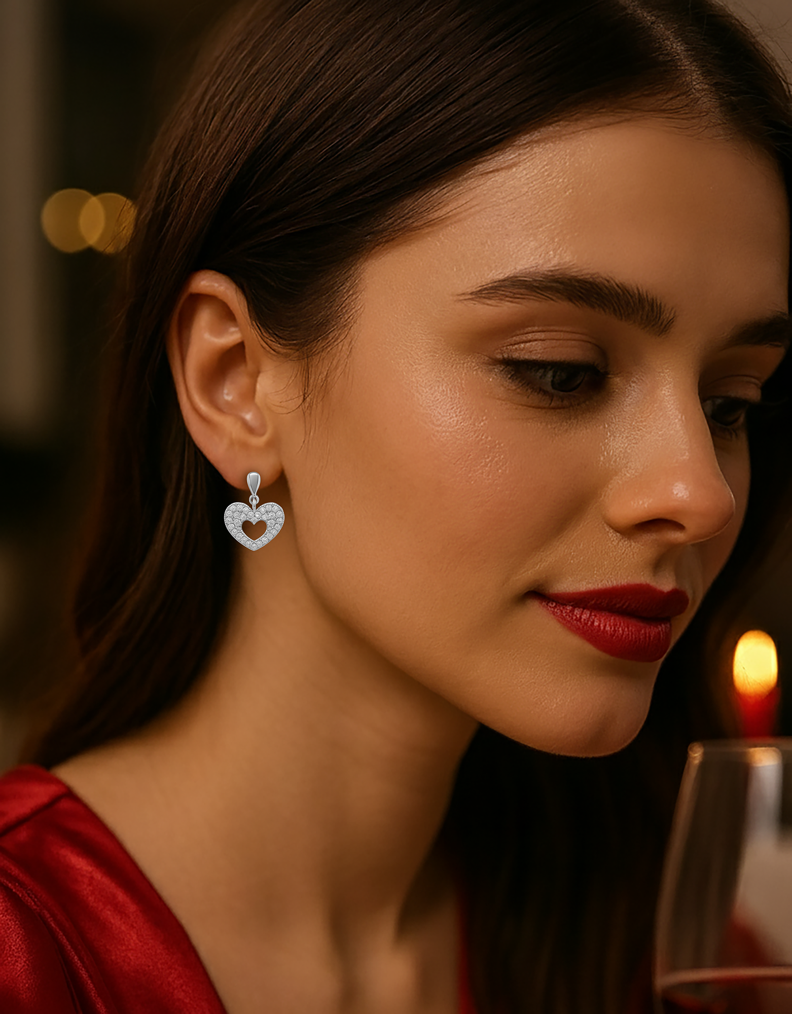 Boucles d’Oreilles Cœur en Argent Rhodié & Zirconium Blanc – Élégance Étincelante