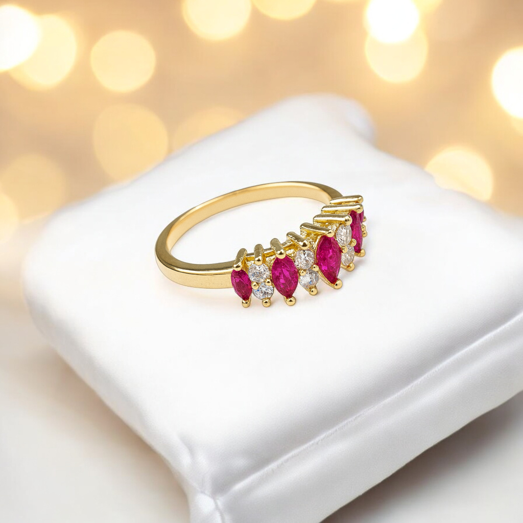 Bague Plaqué Or – Zirconium Blanc & Rose – Design Marquise Élégant