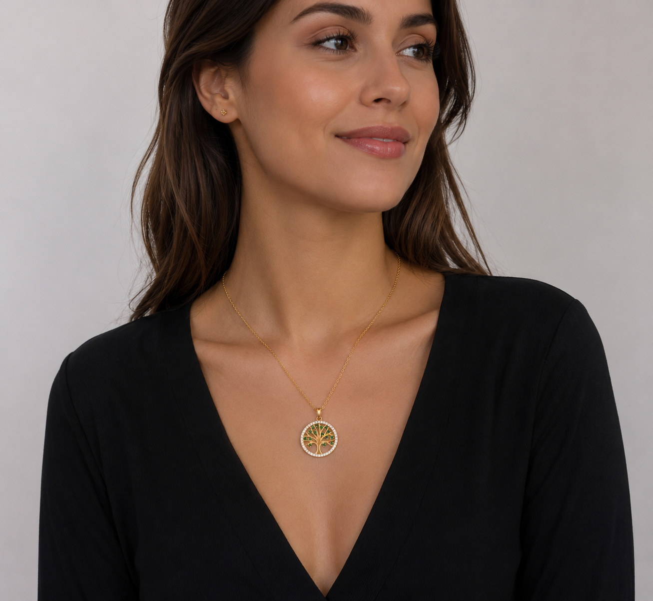 Collier Arbre de Vie – Plaqué Or Jaune 18 Carats & Zirconiums Verts et Blancs