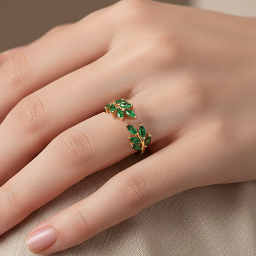 Bague feuille en plaqué or – Zirconiums verts scintillants