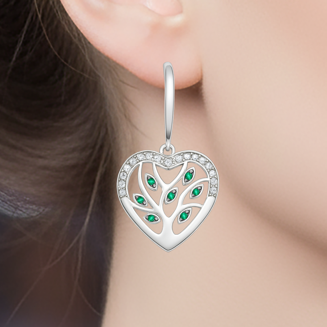 Boucles d’oreilles Cœur Arbre de Vie – Argent Rhodié, Zirconiums Blancs & Verts