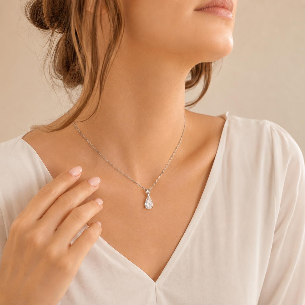Collier Poire Éclat – Argent 925 Rhodié & Zirconium