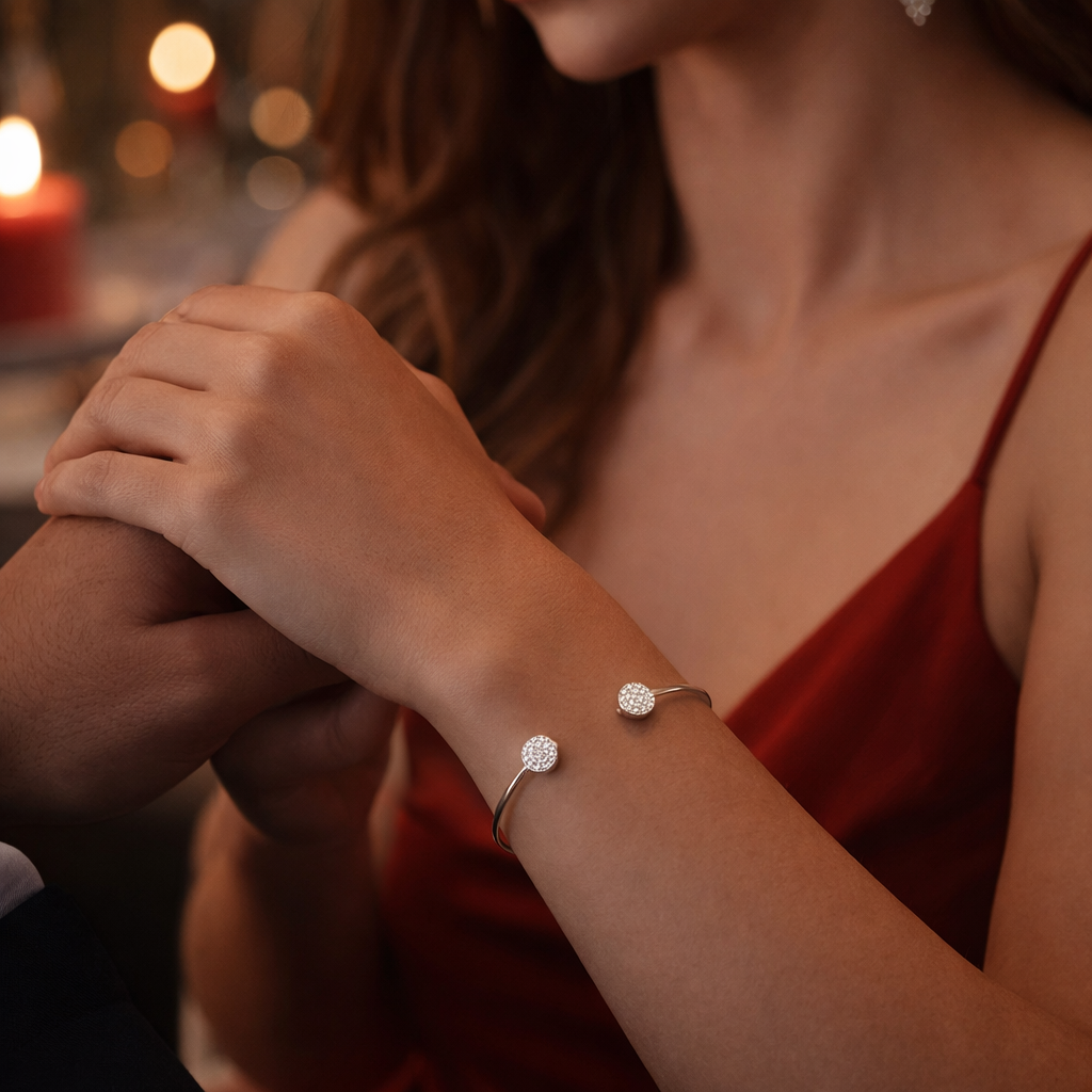 Bracelet Jonc Ouvert en Argent 925 Rhodié & Zirconiums