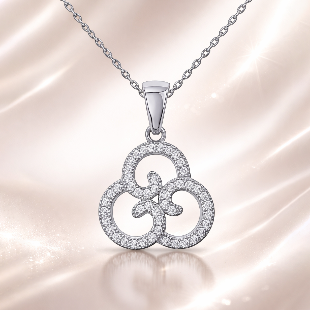 Collier Motif Celtique – Argent 925 Rhodié & Zirconium