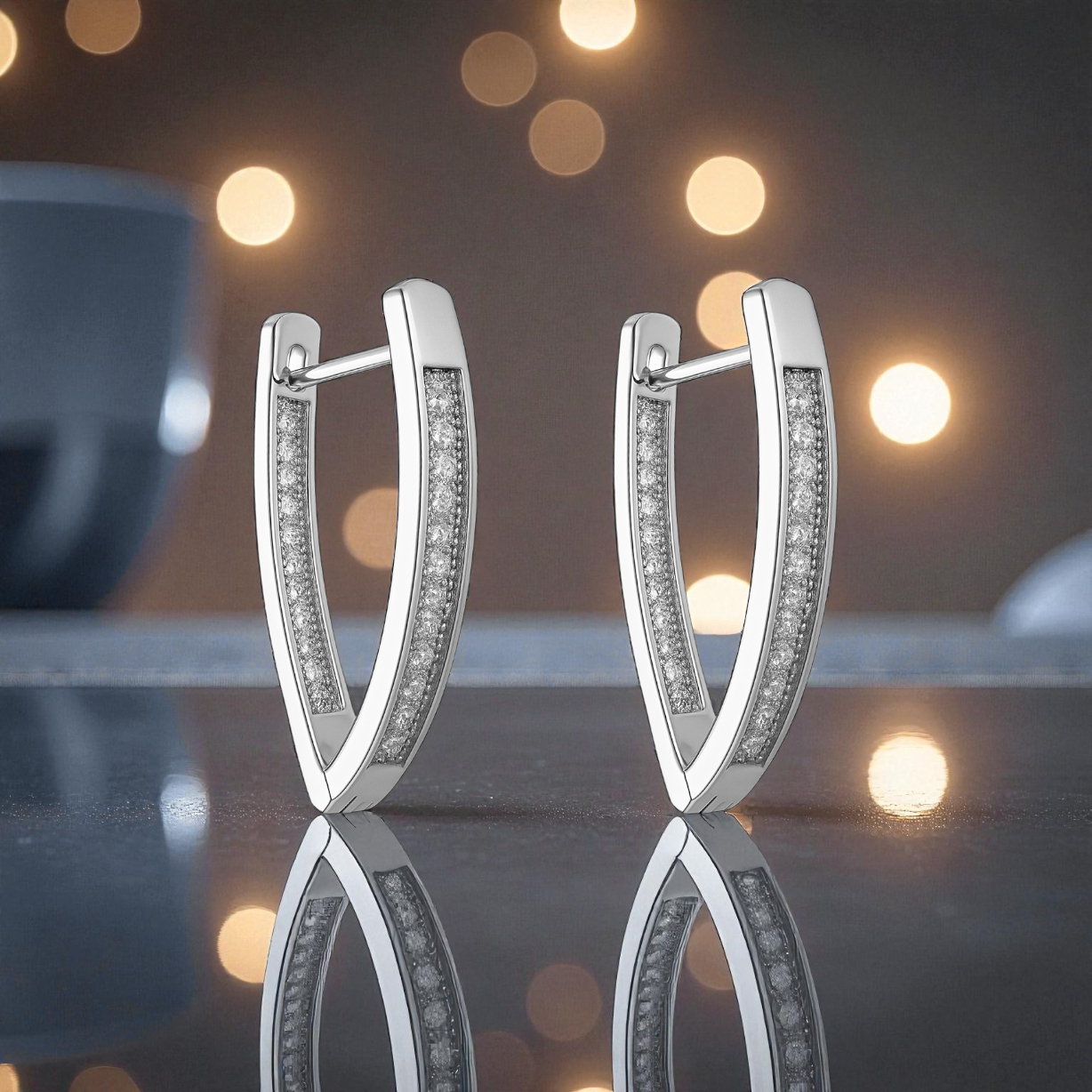 Boucles d’Oreilles en Argent Rhodié & Zirconium Blanc – Élégance Intemporelle