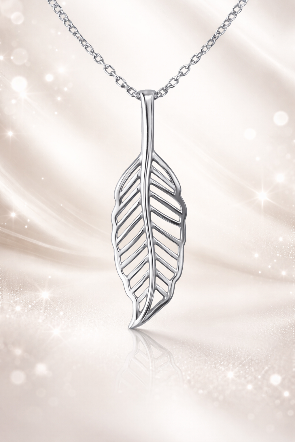 Collier Feuille Ajourée en Argent 925 Rhodié – Élégance Naturelle