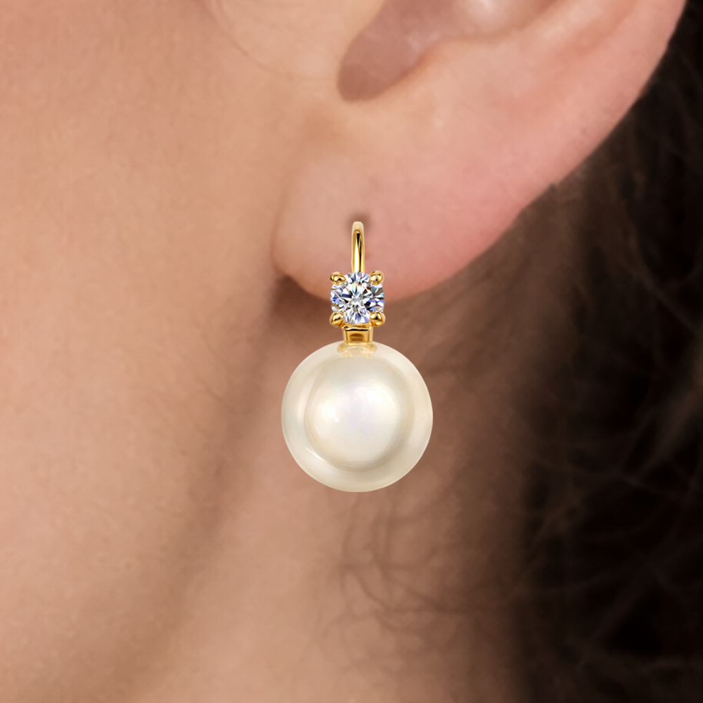 Boucles d’oreilles perle nacrée & zirconium – Plaqué or 18 carats