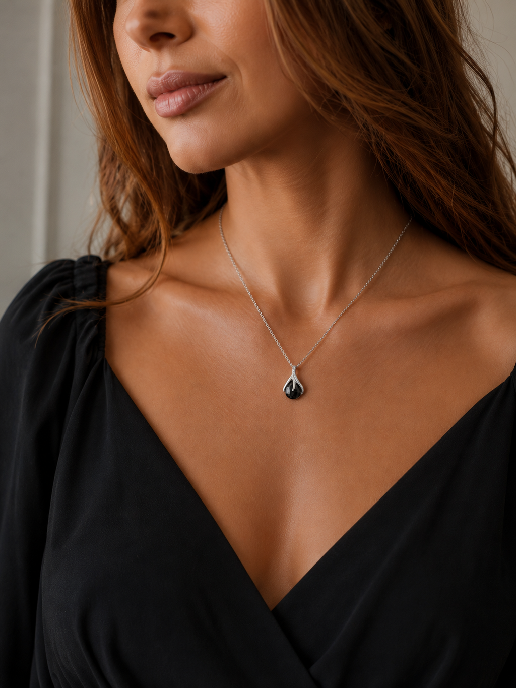 Collier Goutte Éclat Argent 925 Rhodié & Zirconium noir