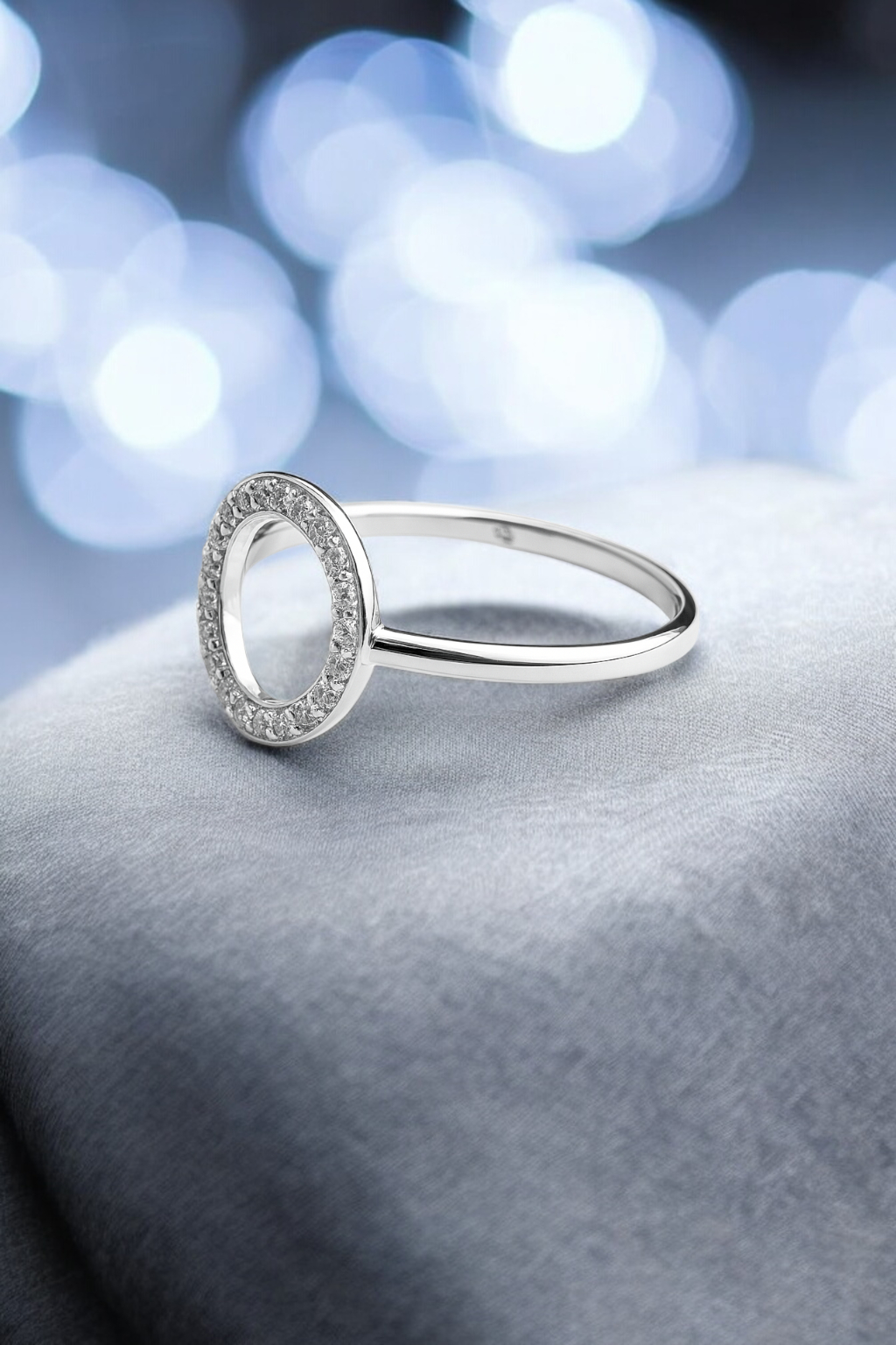Bague Cercle en Argent 925 Rhodié & Zirconium – Élégance Minimaliste