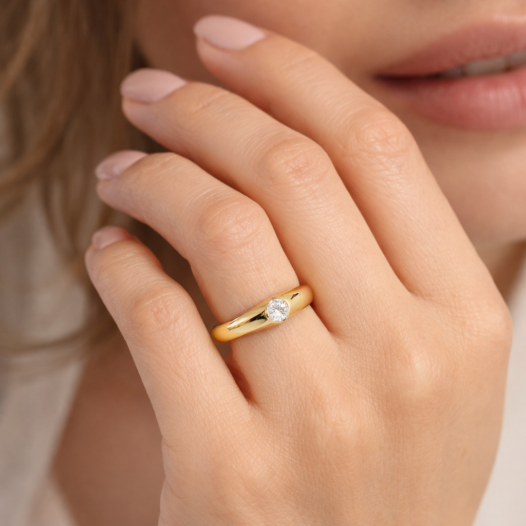 Bague Fine Plaqué Or 18 Carats & Zirconium – Élégance Minimaliste