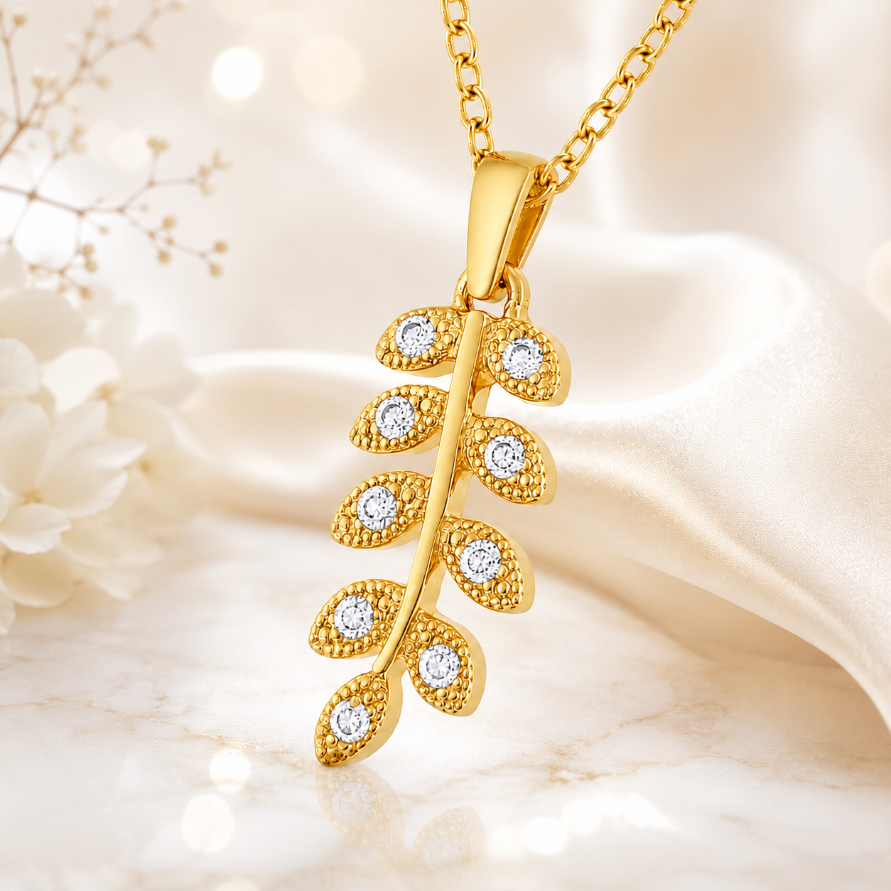 Collier Feuille Plaqué Or 18 Carats & Zirconiums