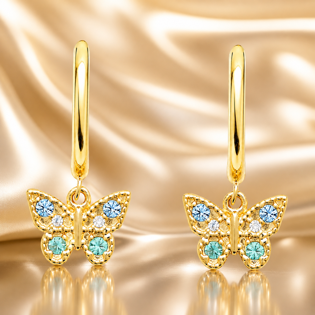 Boucles d’oreilles créoles Papillon – Plaqué Or 18 carats & Zirconium