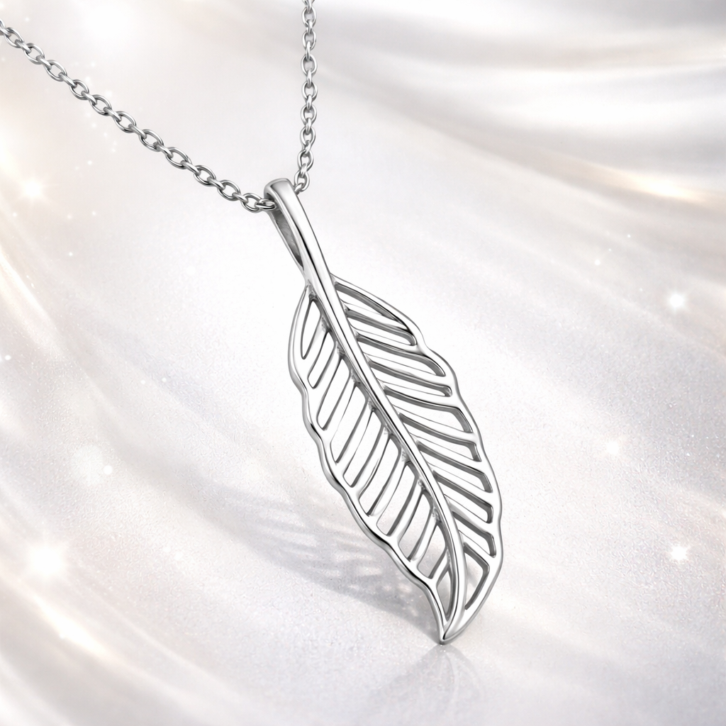 Collier Feuille Ajourée en Argent 925 Rhodié – Élégance Naturelle
