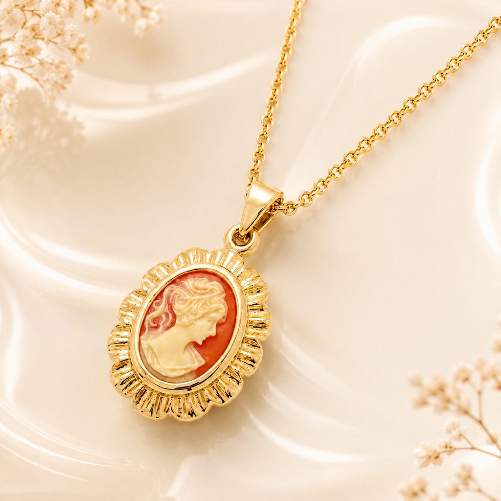 Collier Camée rouge Vintage – Plaqué Or 18 Carats & Résine