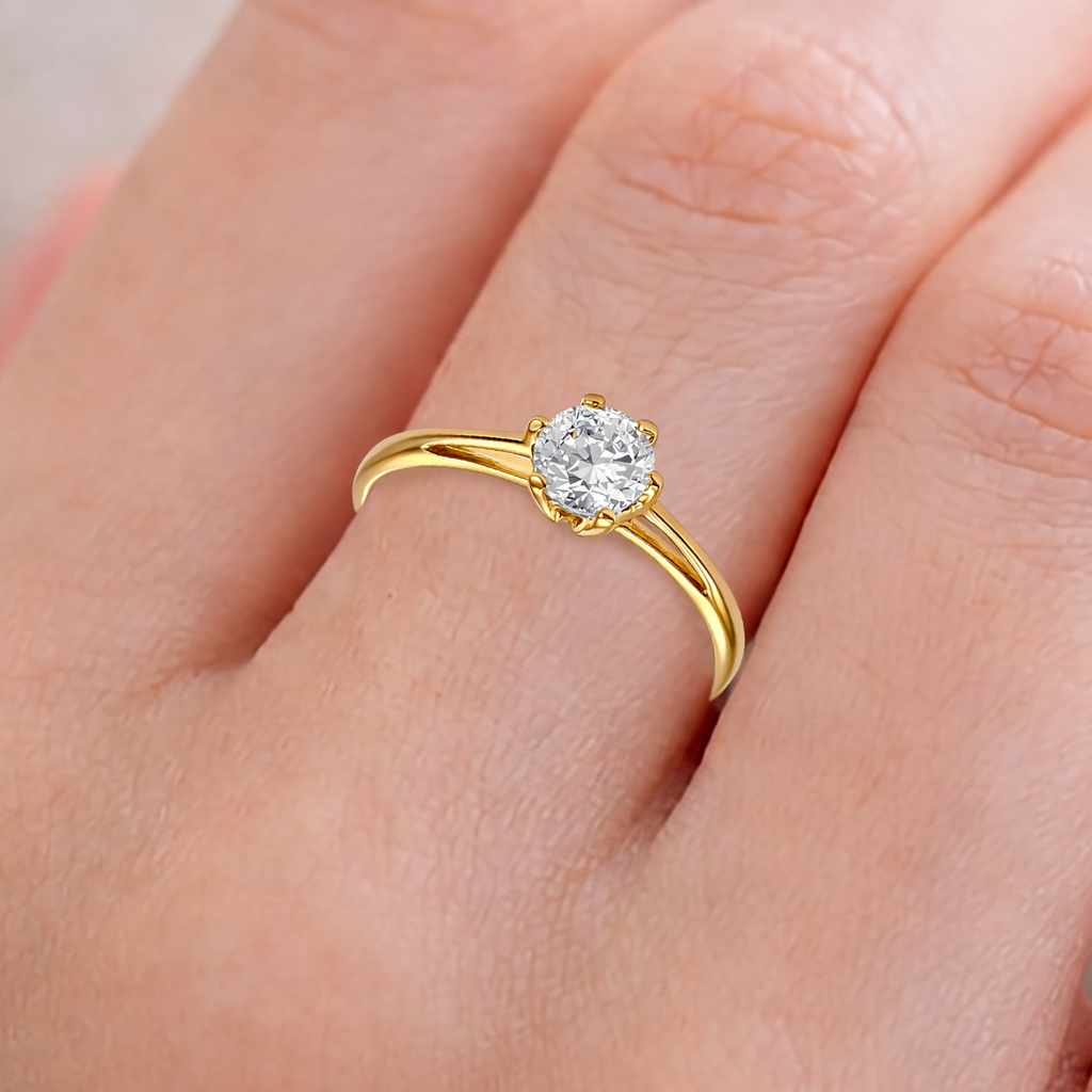 Bague solitaire zirconium 5 mm – Plaqué or 18 carats