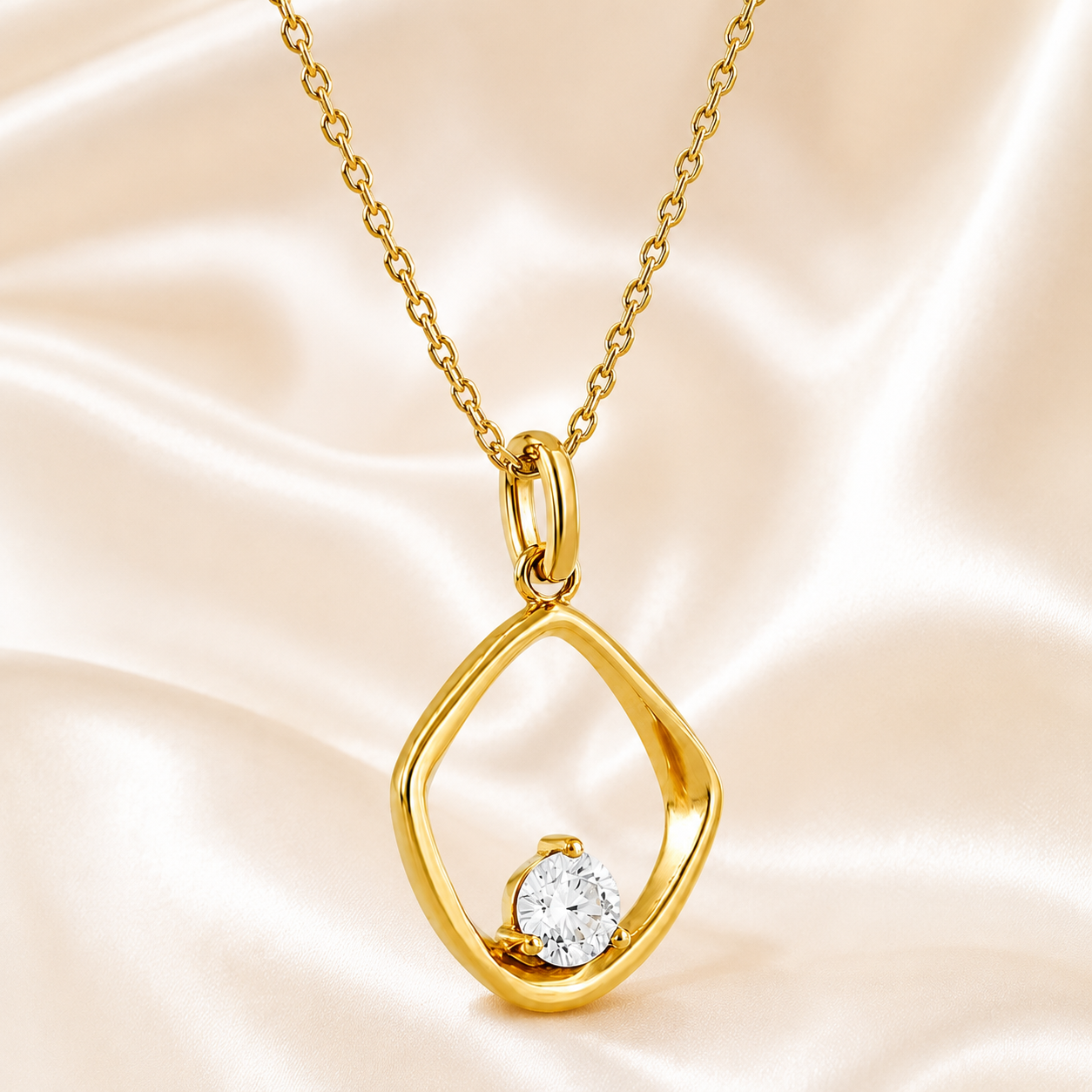 Collier Pendentif Zirconium Plaqué Or 18 Carats