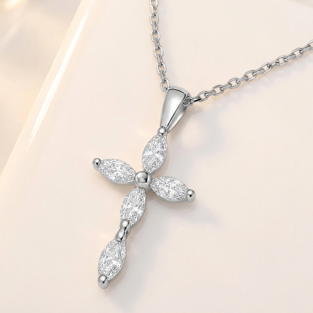 Collier Croix – Argent 925 Rhodié & Zirconiums