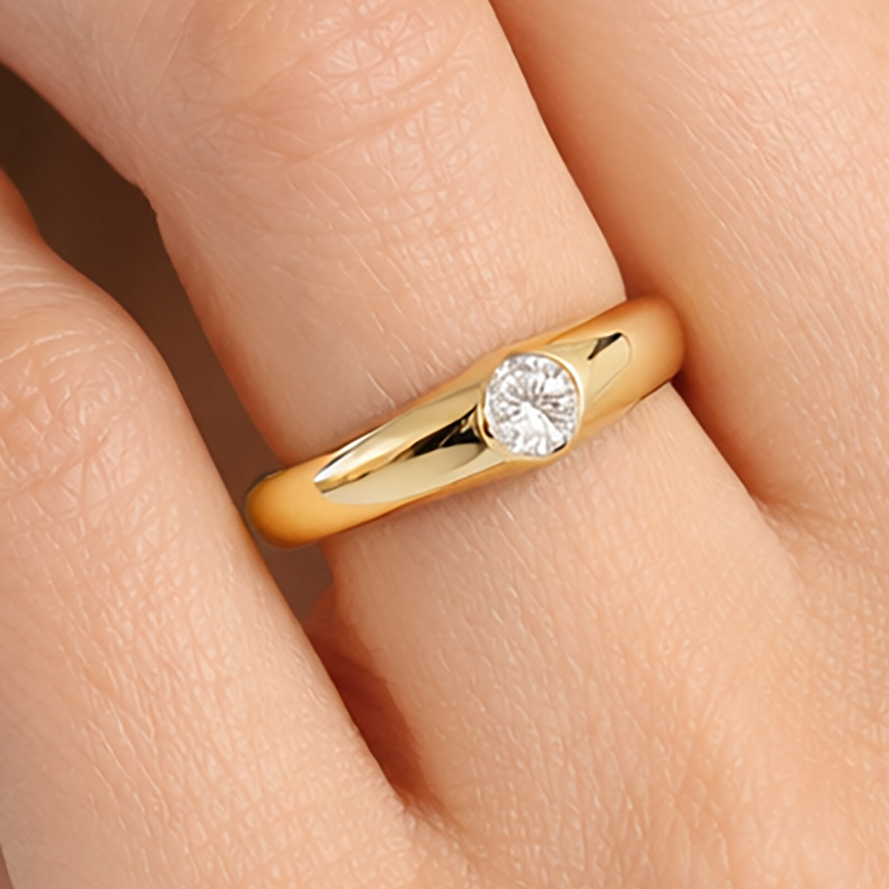 Bague Fine Plaqué Or 18 Carats & Zirconium – Élégance Minimaliste