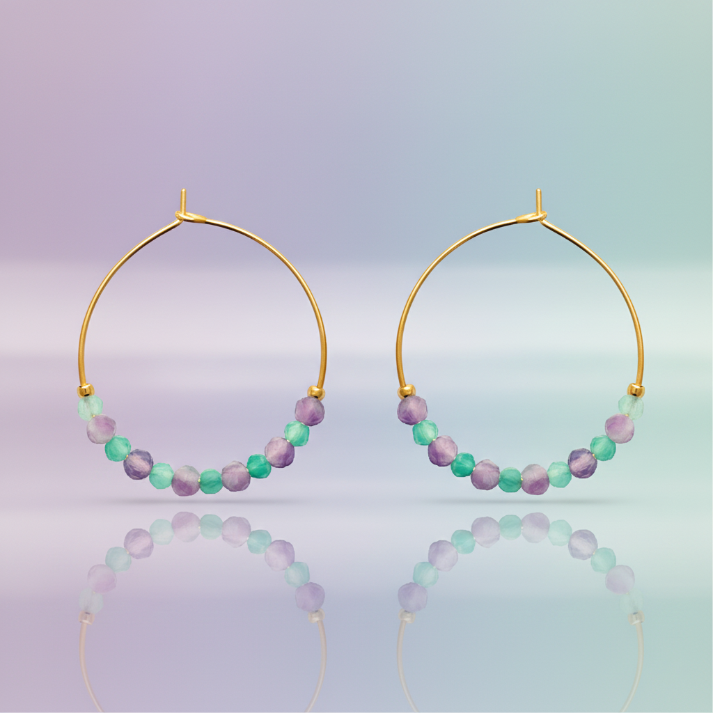 Boucles d’oreilles créoles 3 cm en plaqué or – Améthyste & Calcédoine