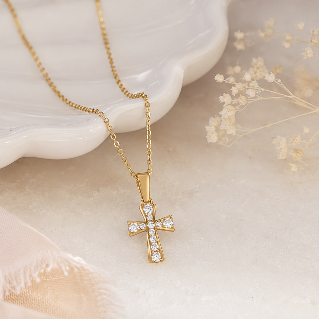 Collier Croix Zirconium Plaqué Or Jaune 18 Carats