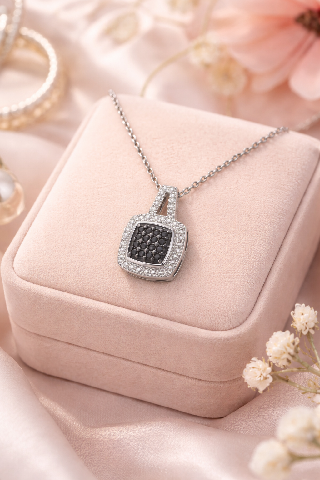 Collier Argent 925 Rhodié & Zirconium – Élégance Intemporelle