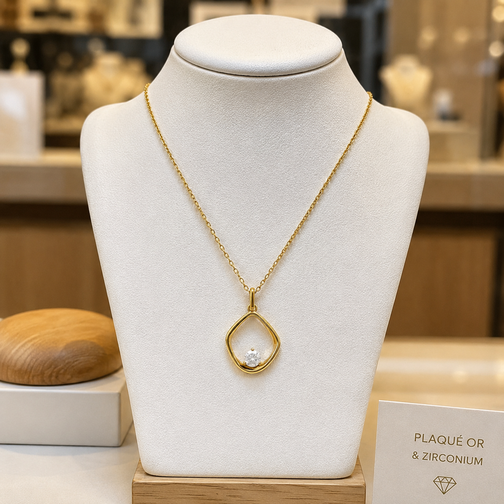 Collier Pendentif Zirconium Plaqué Or 18 Carats