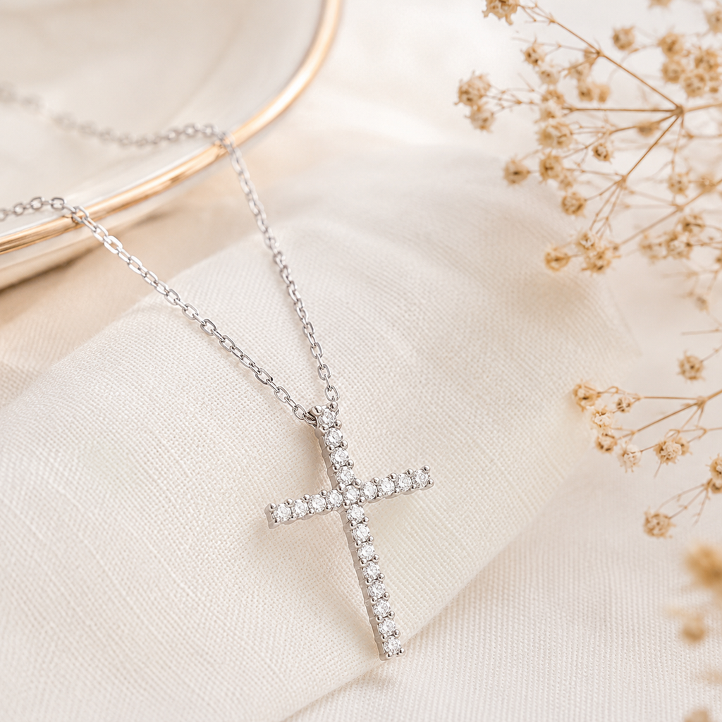 Collier Croix Orinae – Argent 925 Rhodié & Zirconiums
