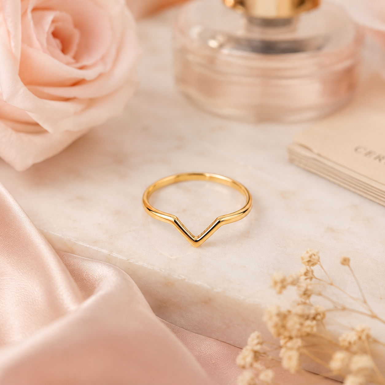 Bague V Minimaliste – Plaqué Or 18 Carats